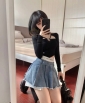 年輕俏皮的可愛小美女  甜美可愛型 年輕大膽