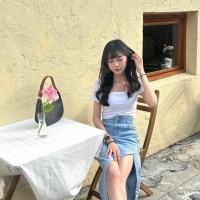 逆天大長腿  高挑纖瘦的身材  清純的像校園時期暗戀