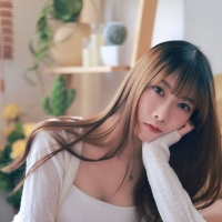 櫃檯小姐姐般的氣質外貌