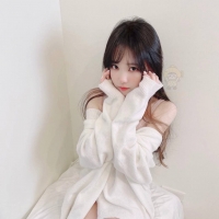 “純欲”風小妖精  不知道誰會拜倒在她石榴裙下XD